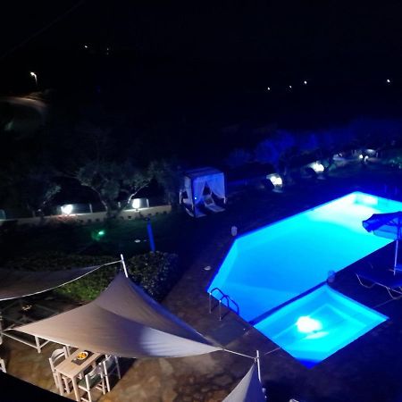 Asimina Apartment Istro Exterior photo